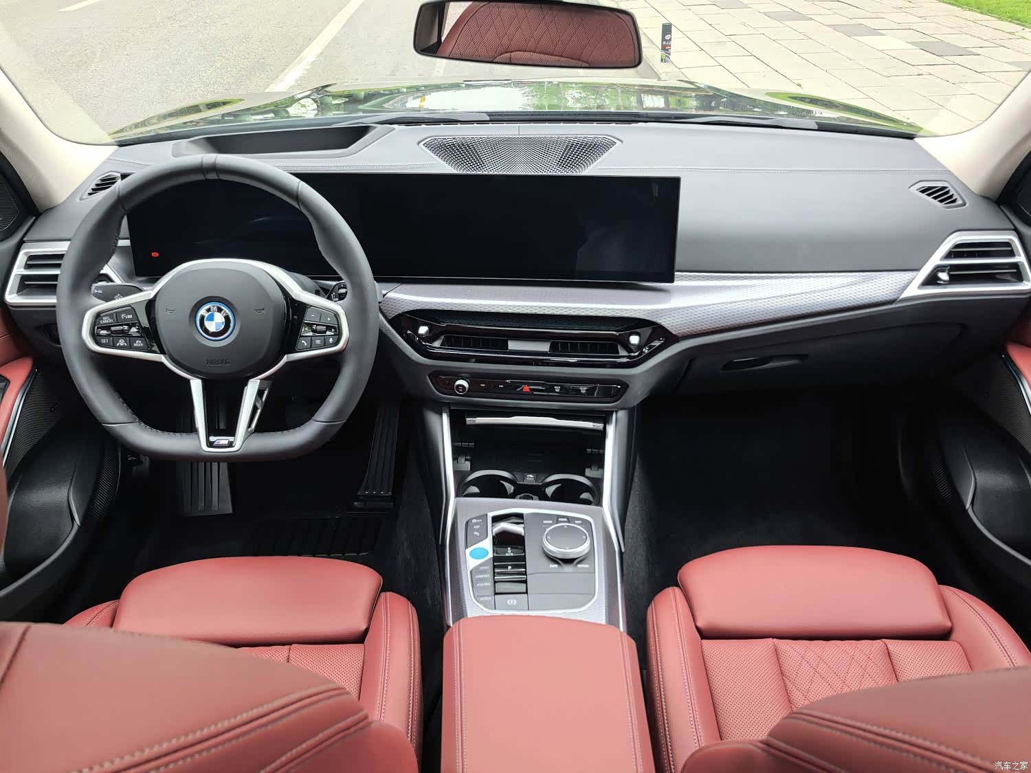 BMW i3, 2024 все фото