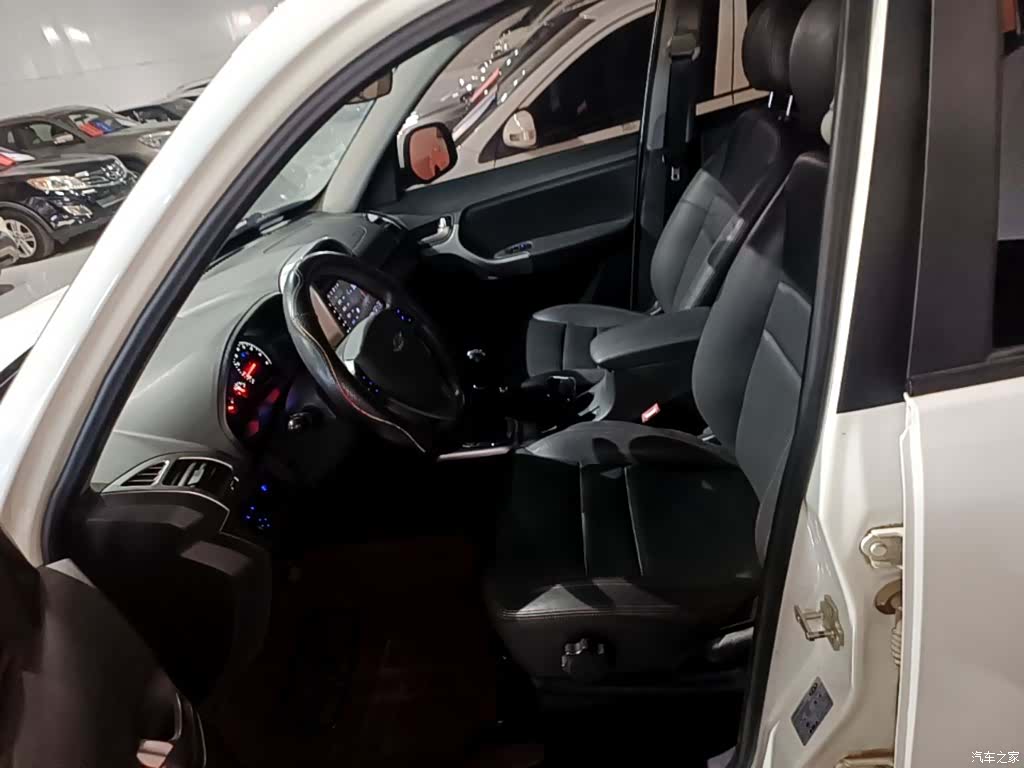Chery 3, 2015 15