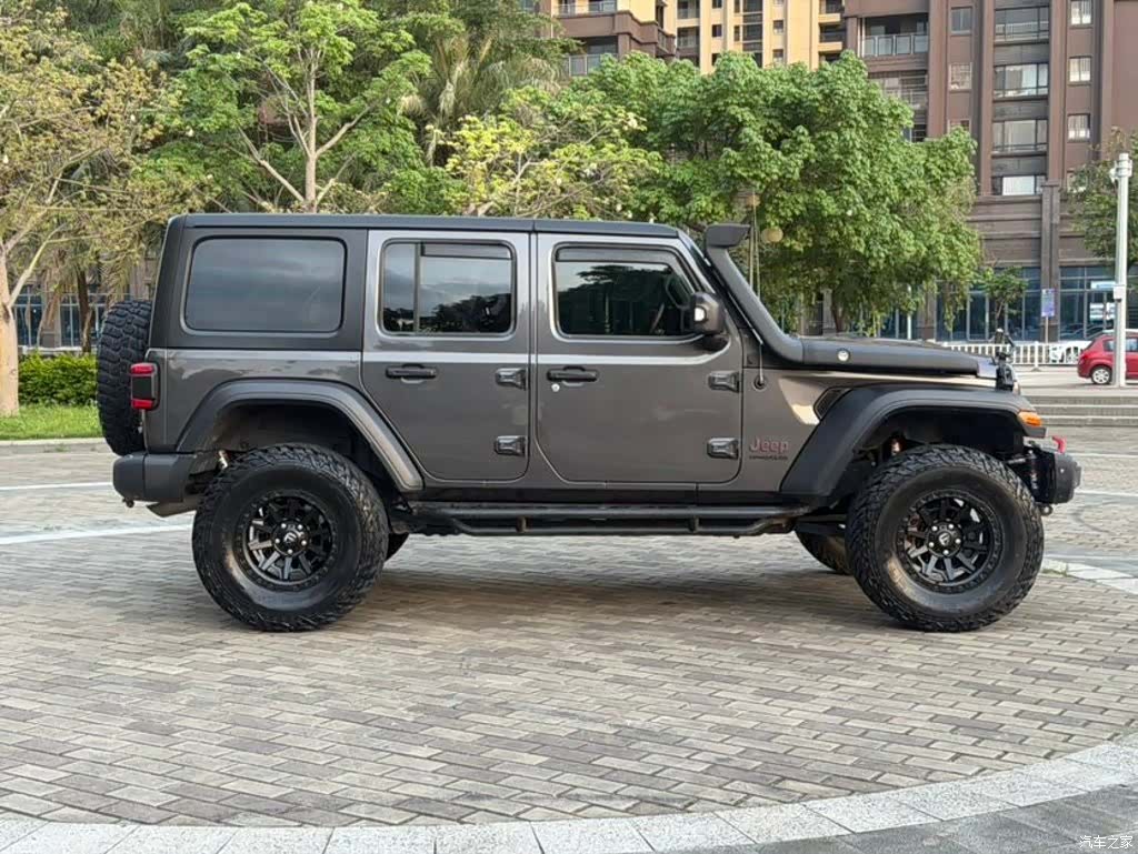 Jeep Wrangler, 2022 все фото
