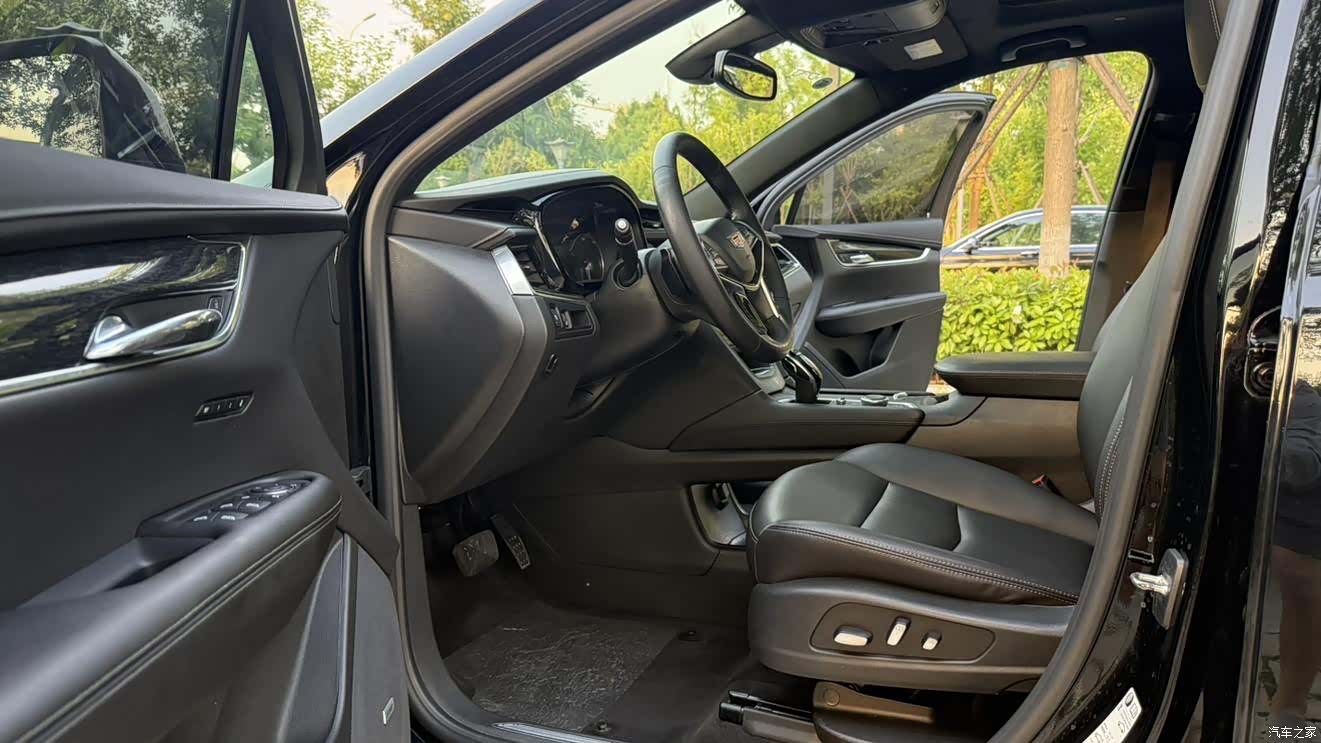 Cadillac XT5, 2021 4