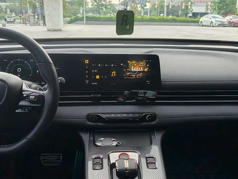 Trumpchi Shadow Leopard