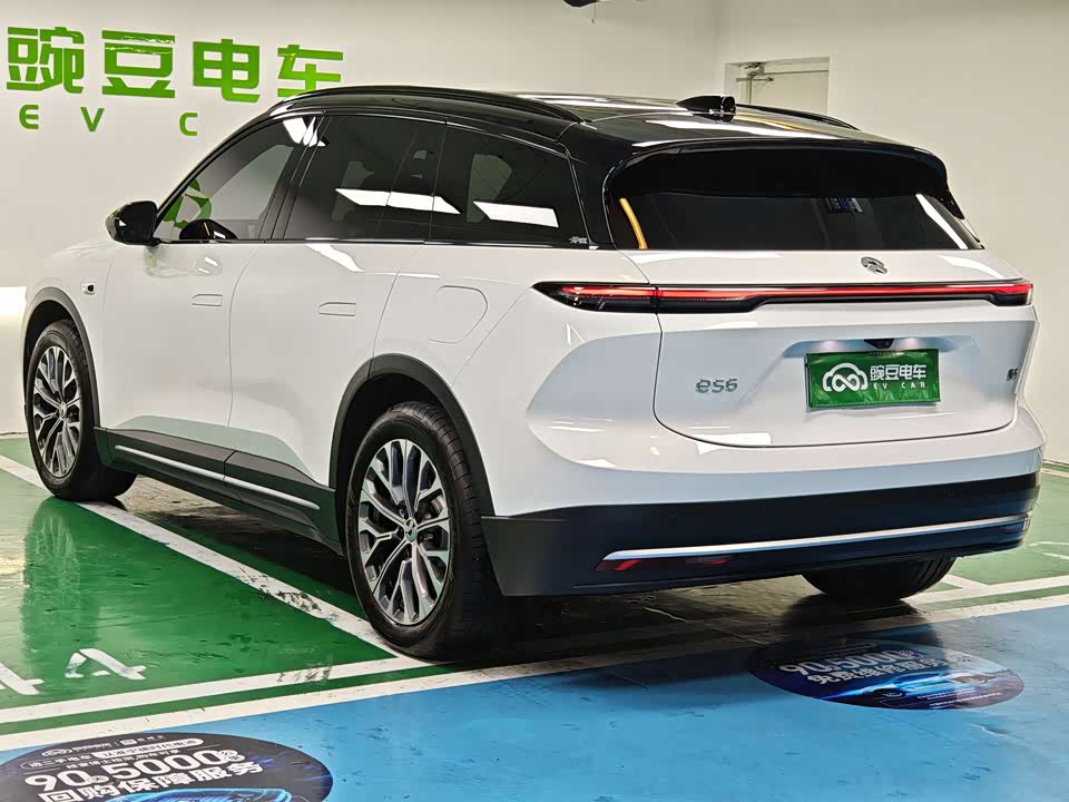 NIO ES6
