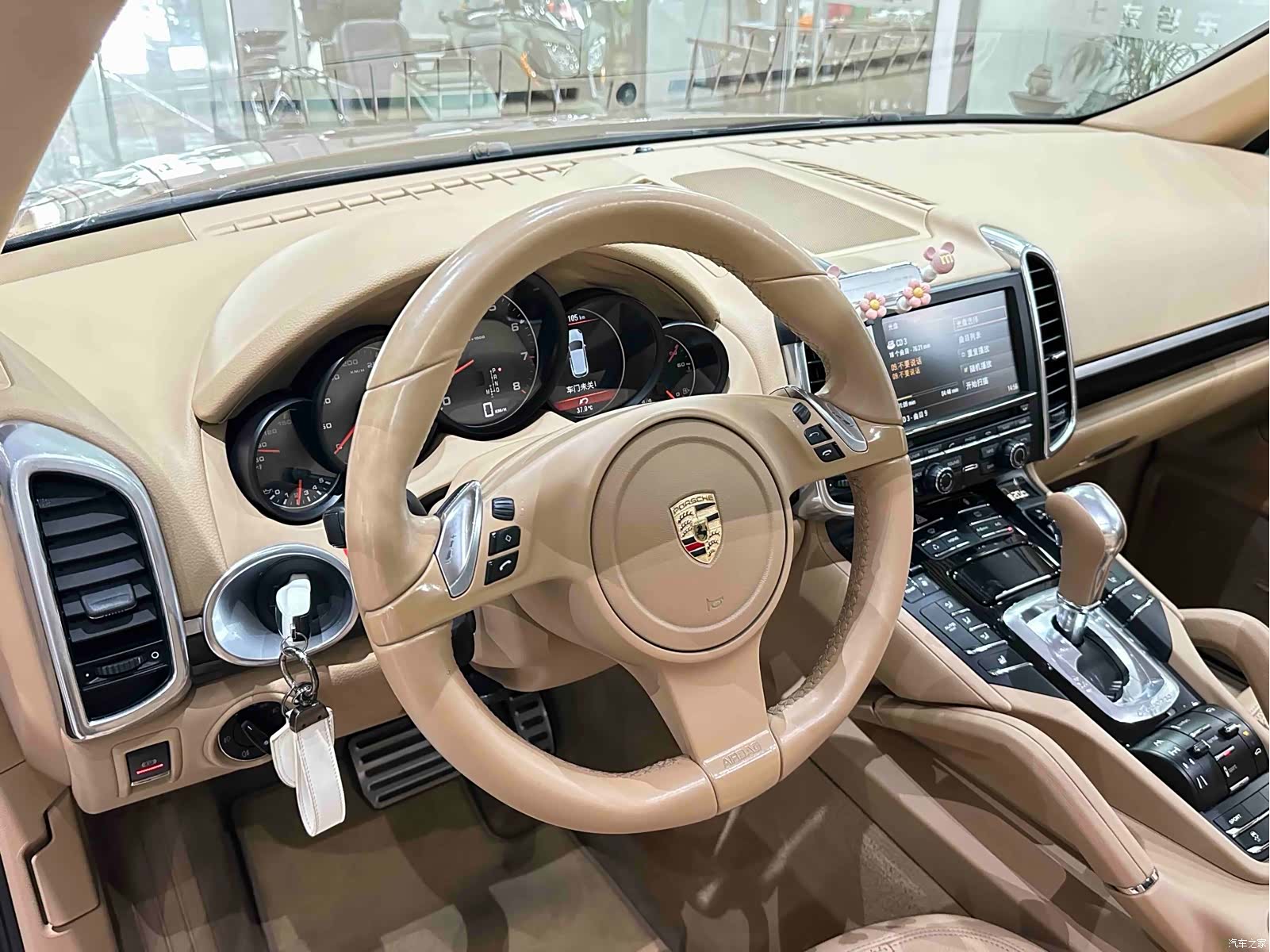 Porsche Cayenne, 2012 10