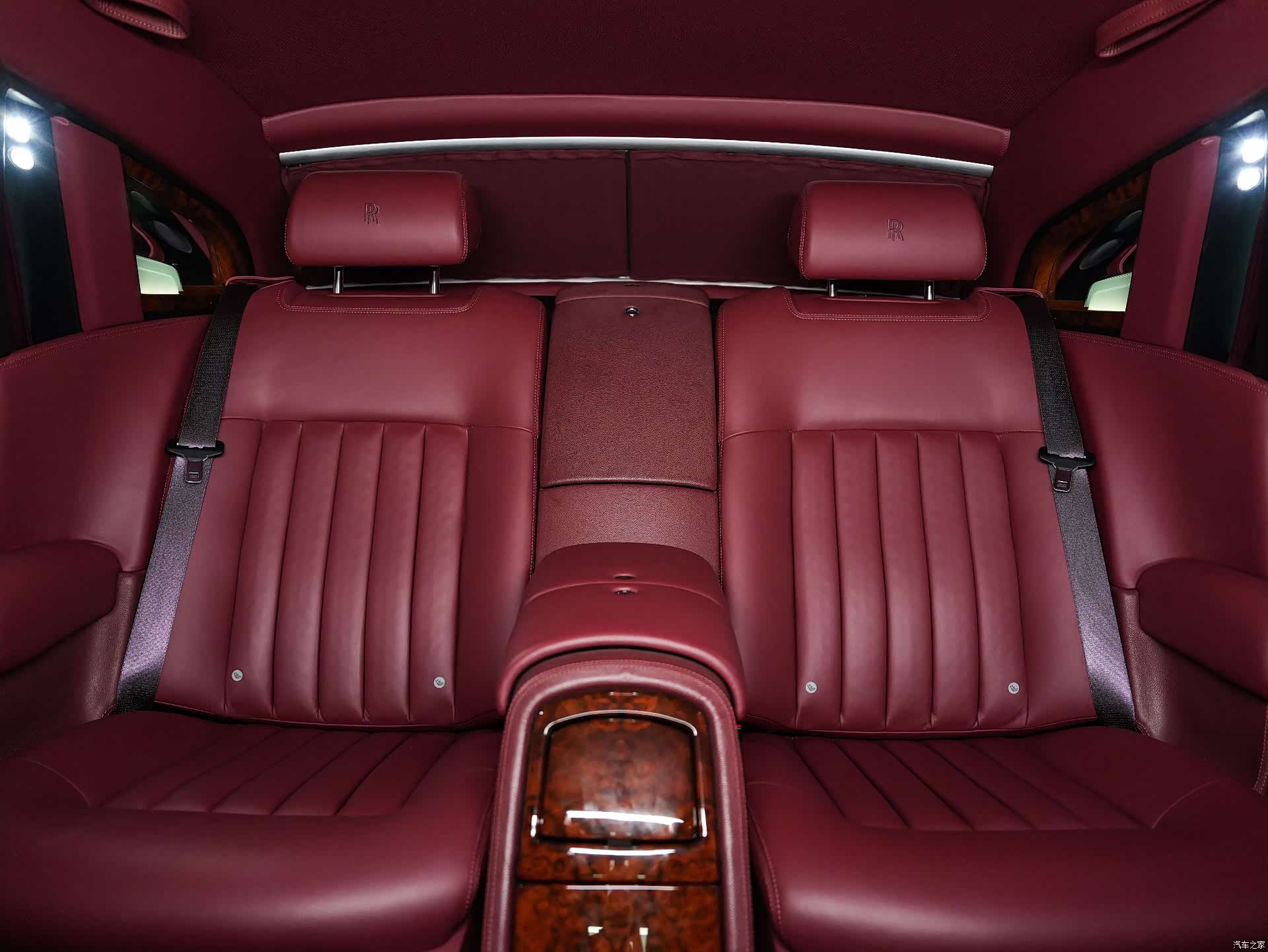 Rolls-Royce Phantom, 2011 26