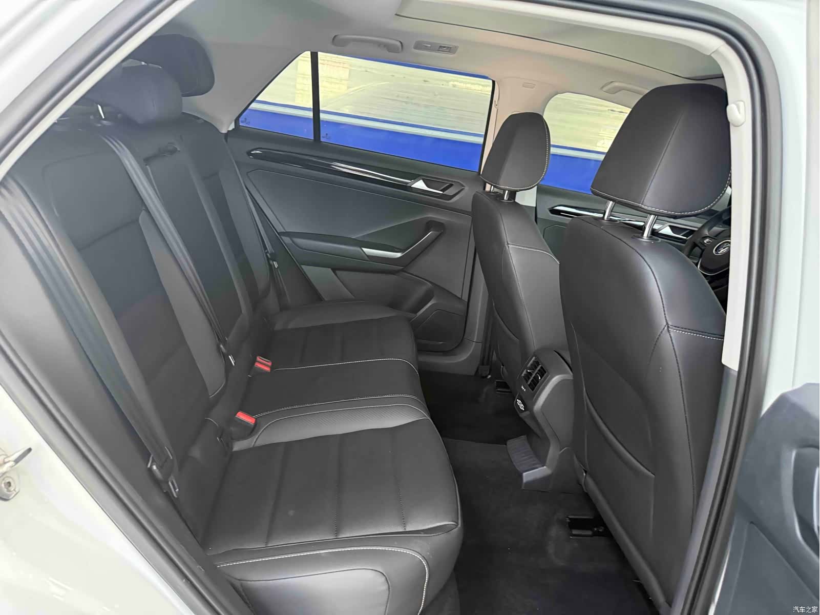 Volkswagen T-ROC, 2022 20