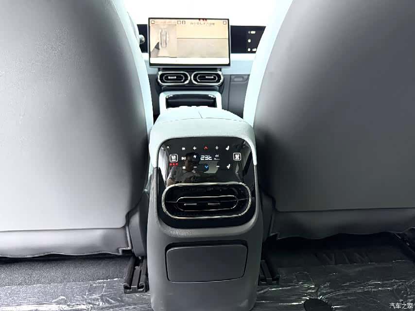 Leapmotor C01, 2025 все фото