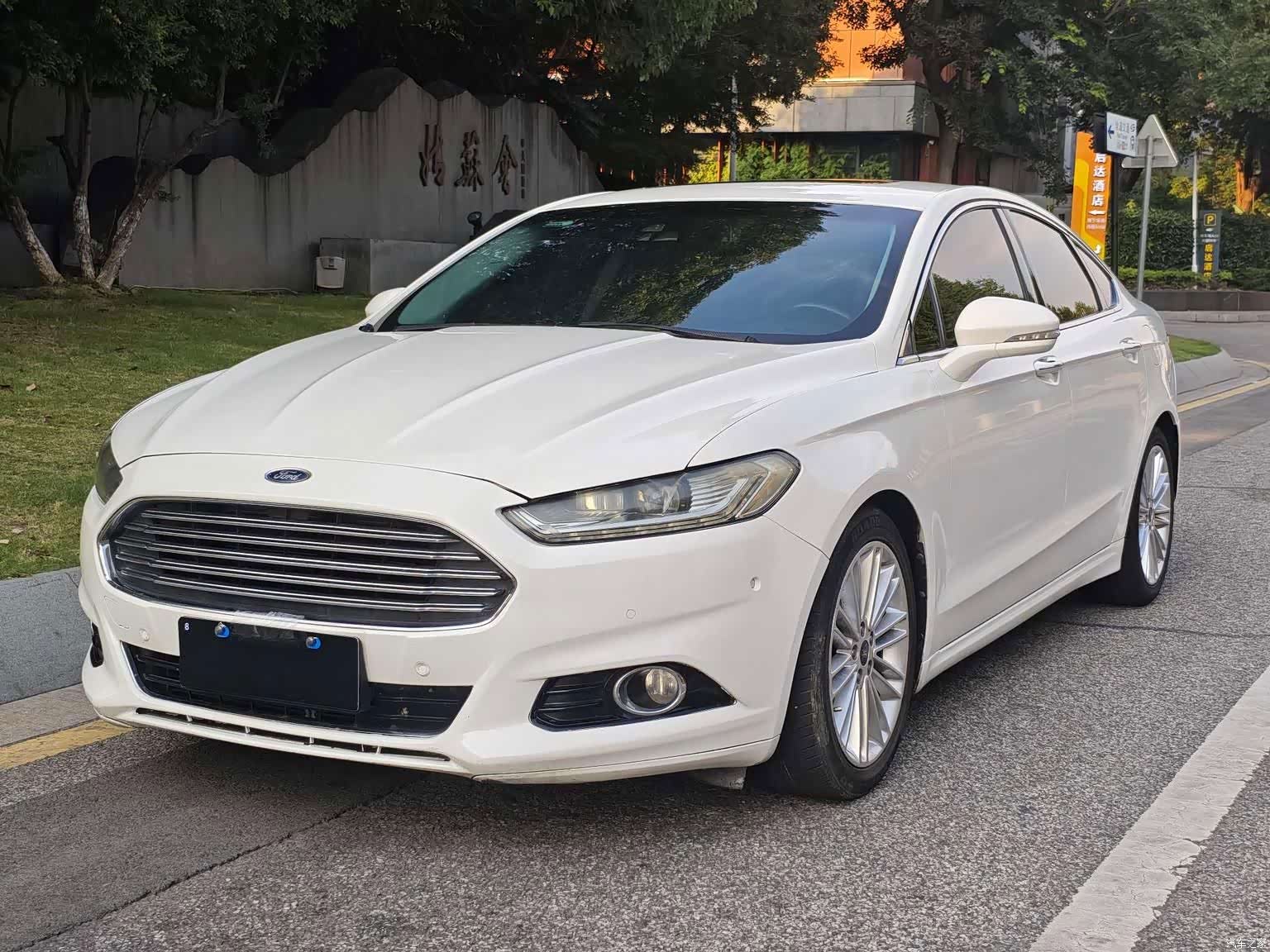 Ford Mondeo, 2014 1