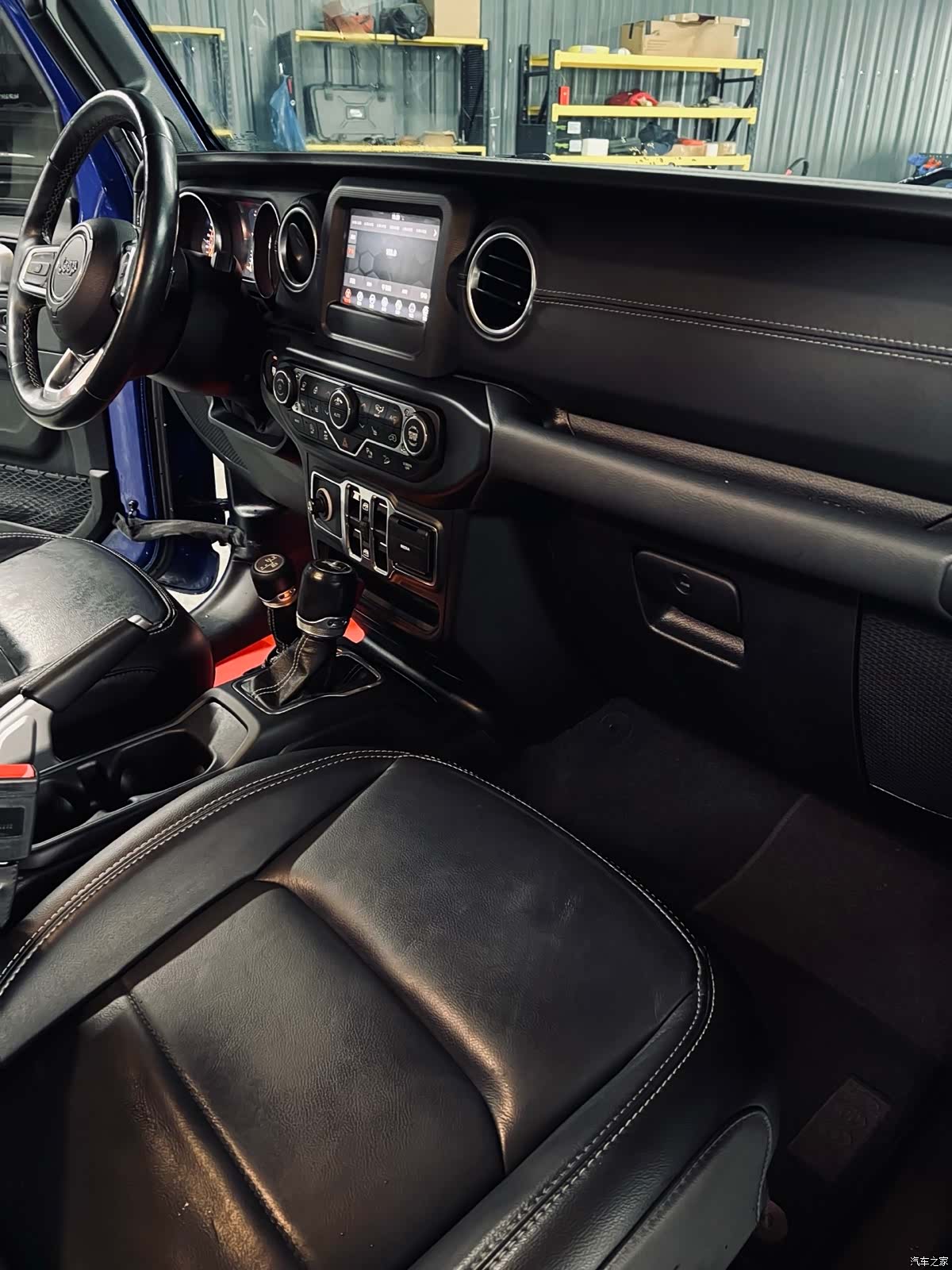 Jeep Wrangler, 2020 13