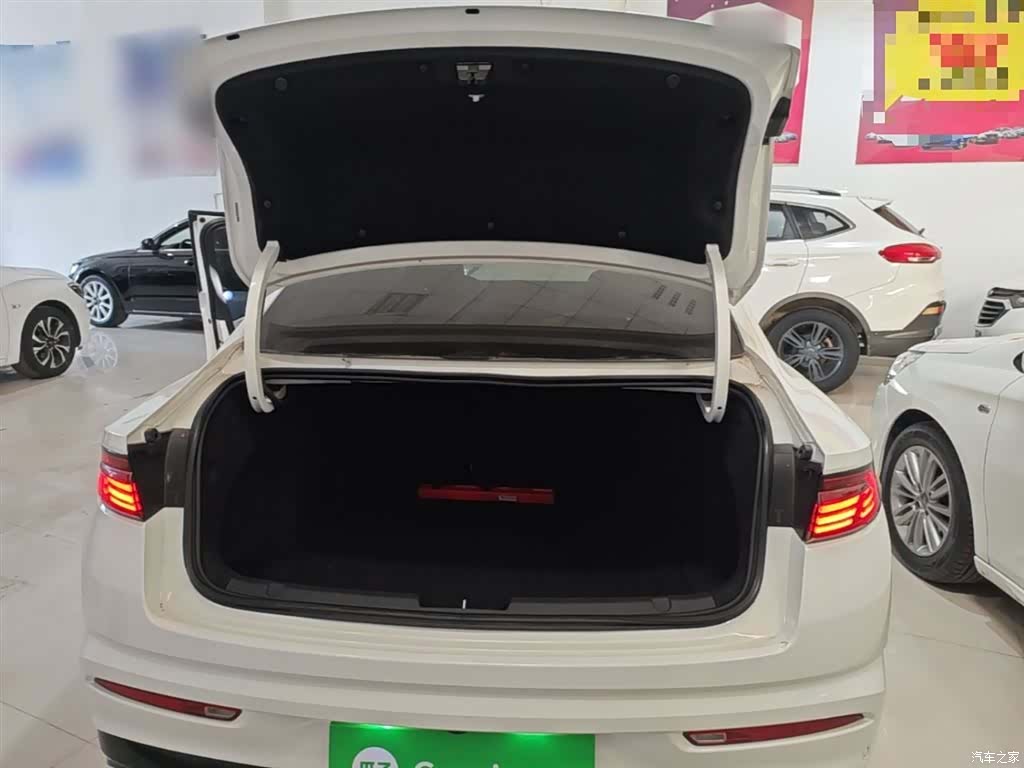 Geely Preface, 2023 15