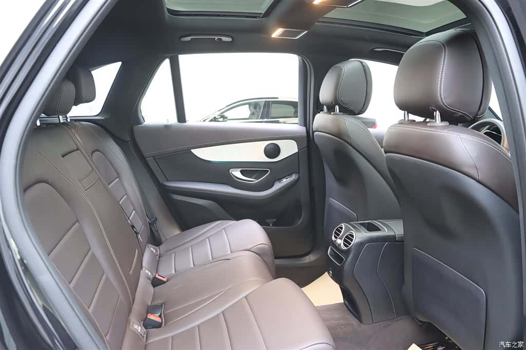 Mercedes-Benz GLC, 2022 16