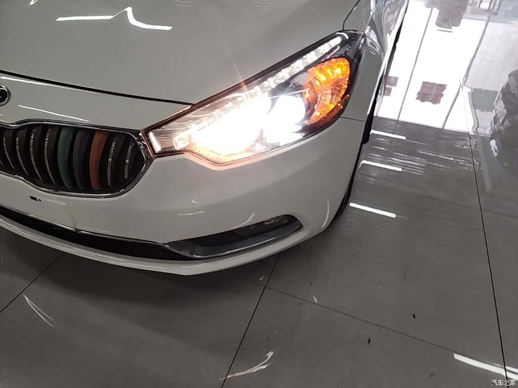 Kia K3, 2014 24