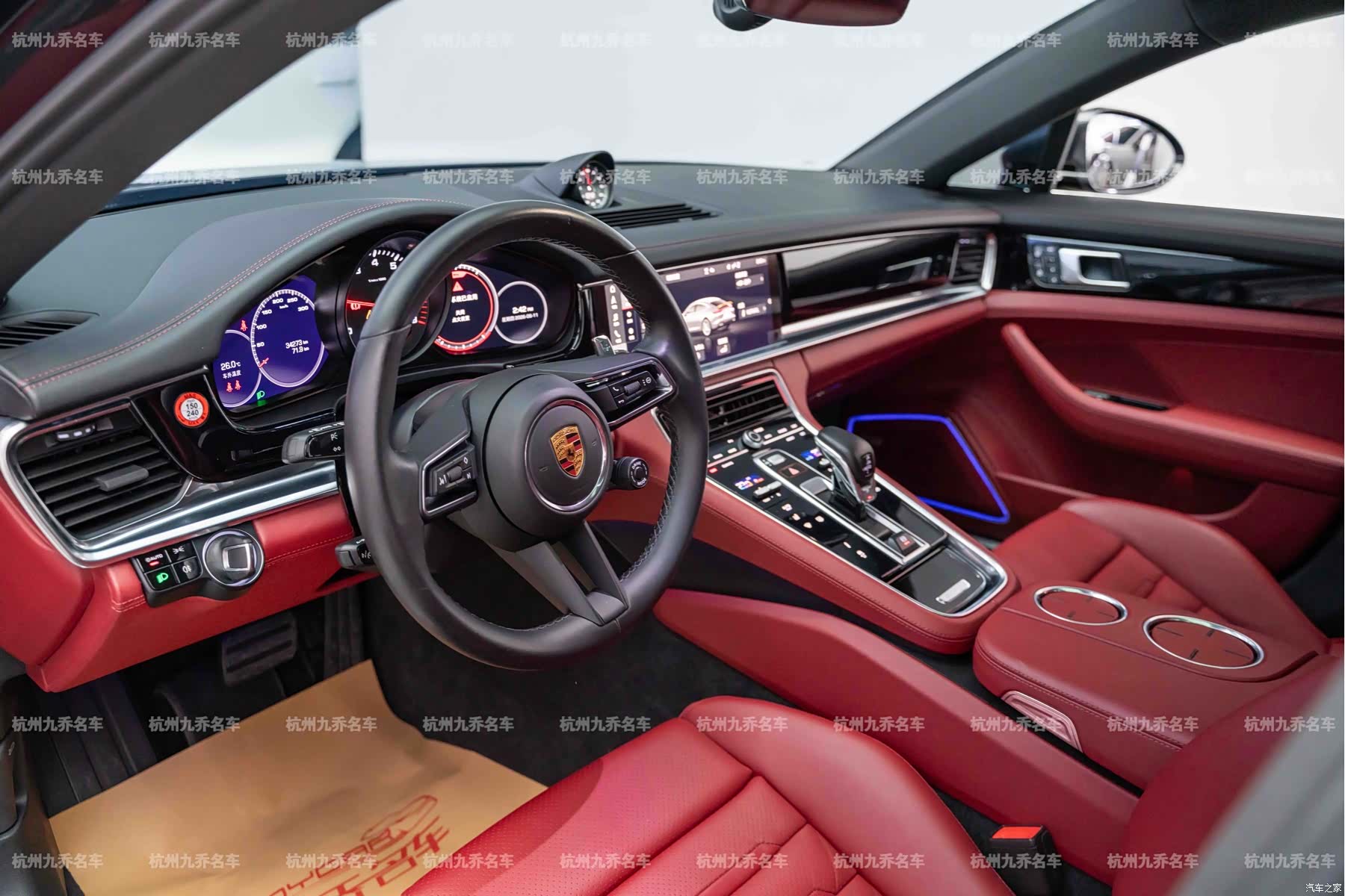 Porsche Panamera, 2023 16