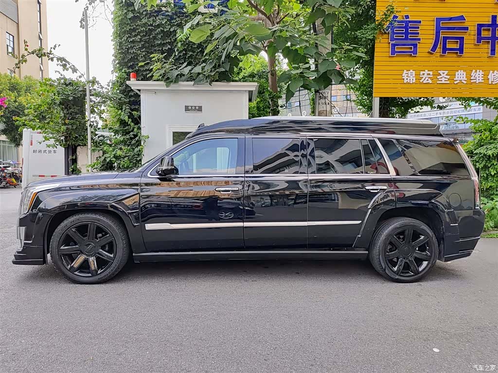 Cadillac Escalade, 2019 3