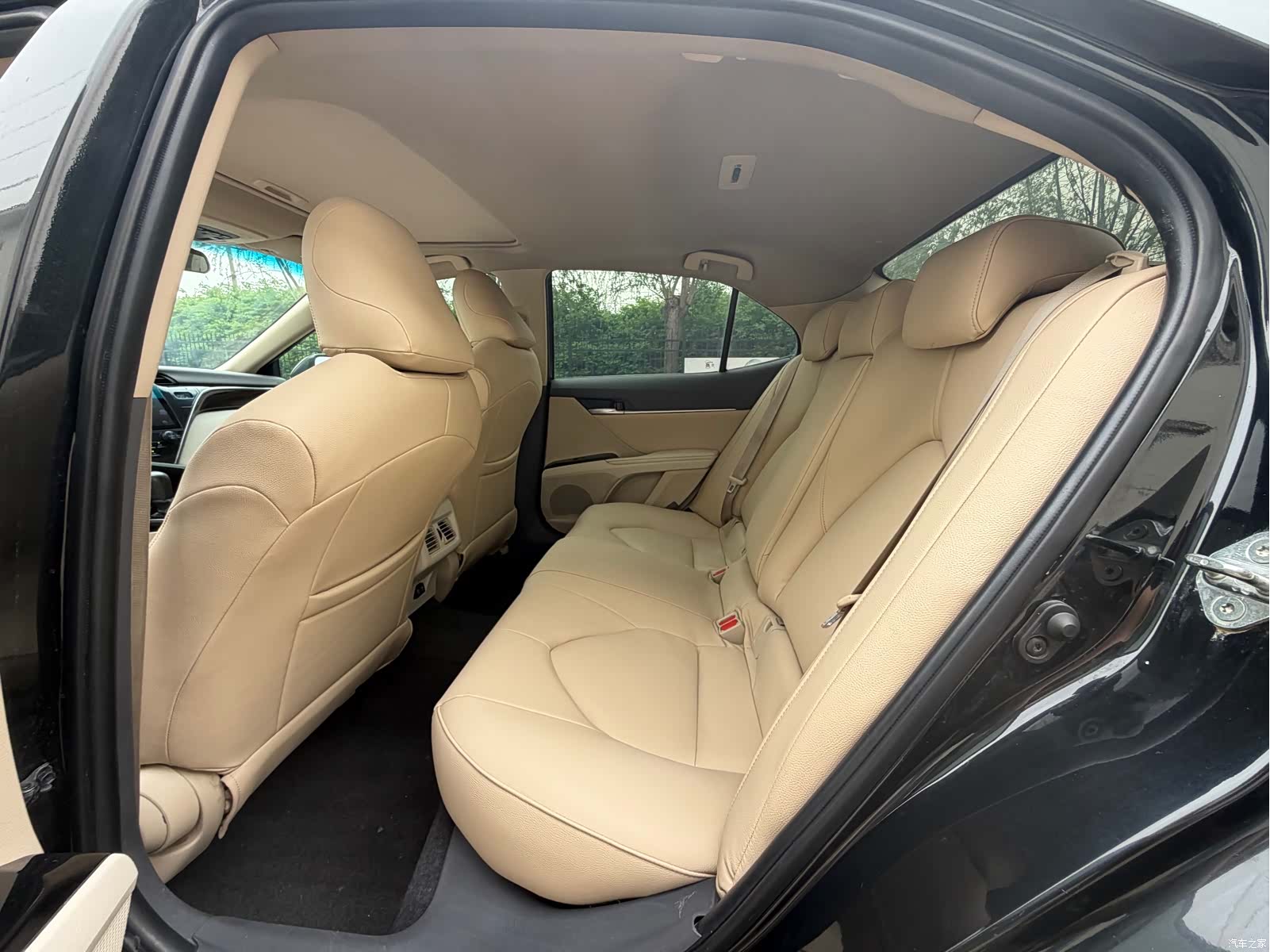 Toyota Camry, 2020 9