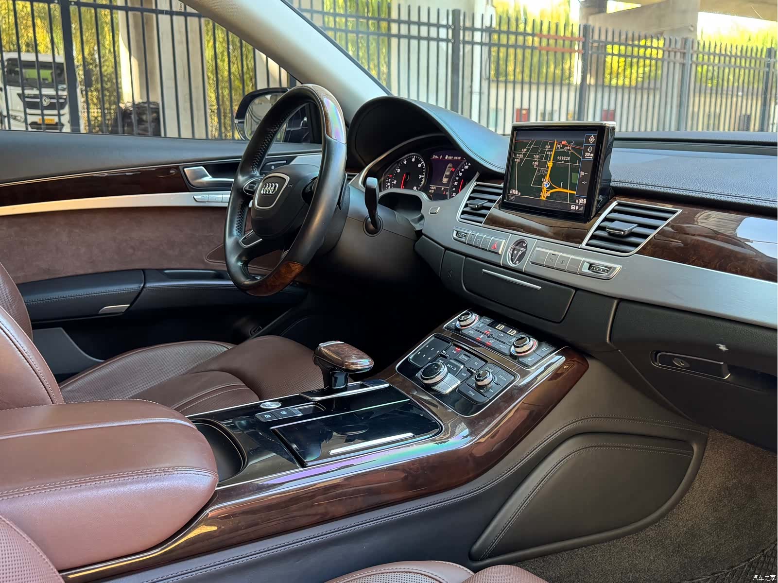 Audi A8L, 2015 9
