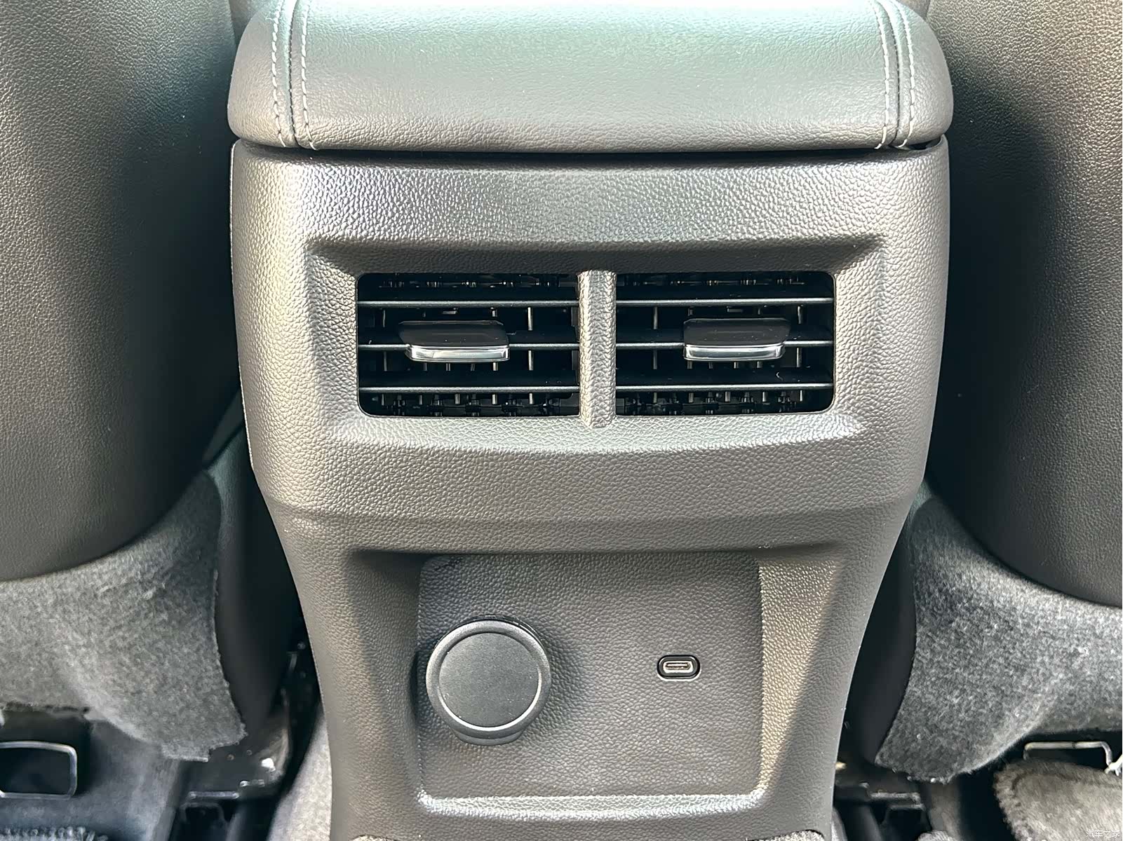 Cadillac CT5, 2022 28