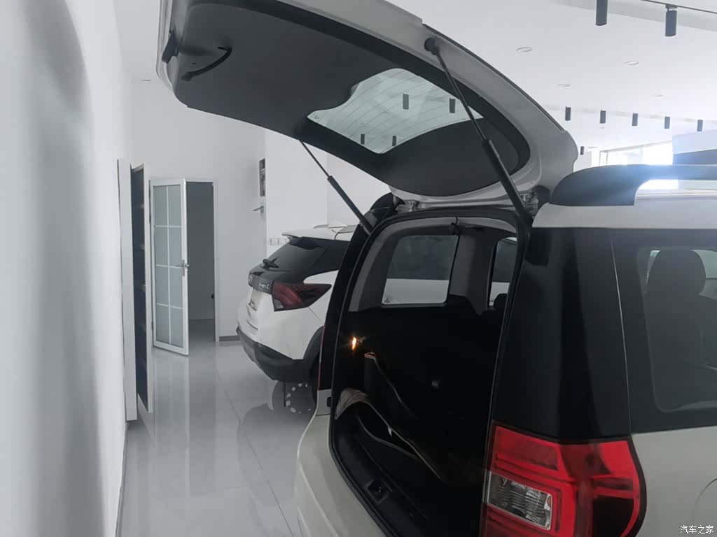 Skoda Yeti, 2015 19