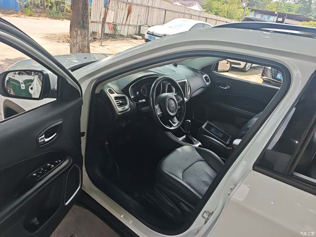 Jeep Compass, 2017 16