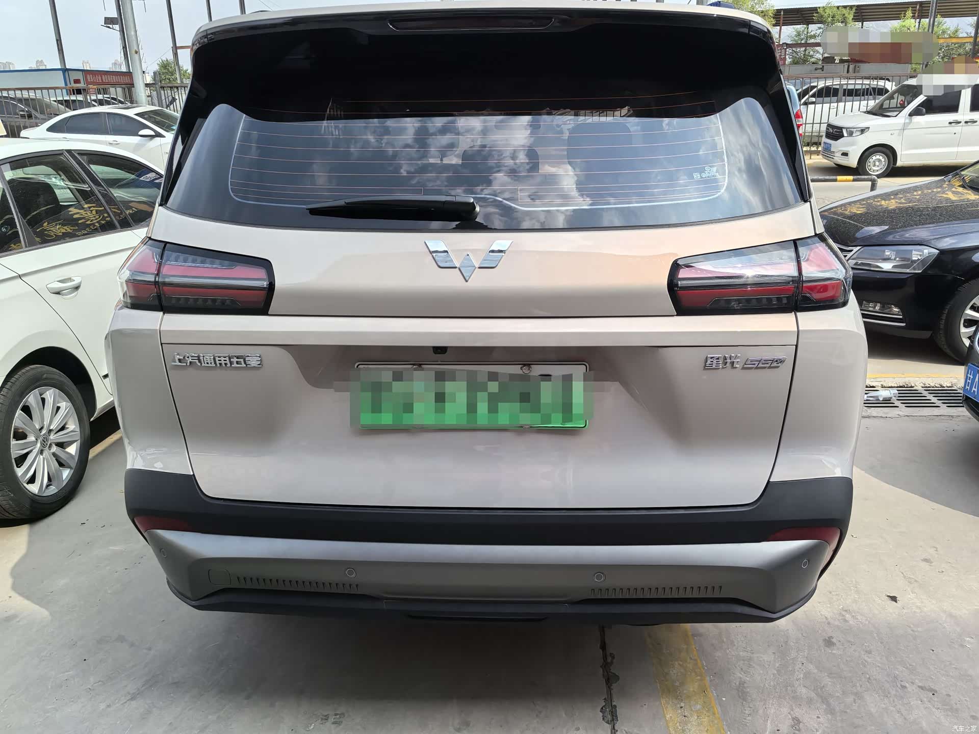 Wuling 560, 2025 все фото