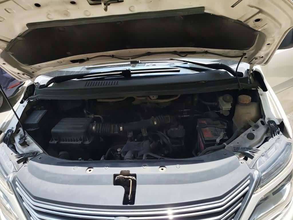 DongFeng M5L, 2018 11