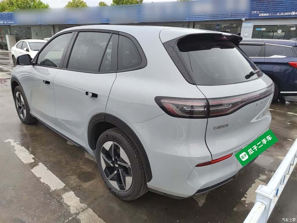 Geely Galaxy E5, 2025 23