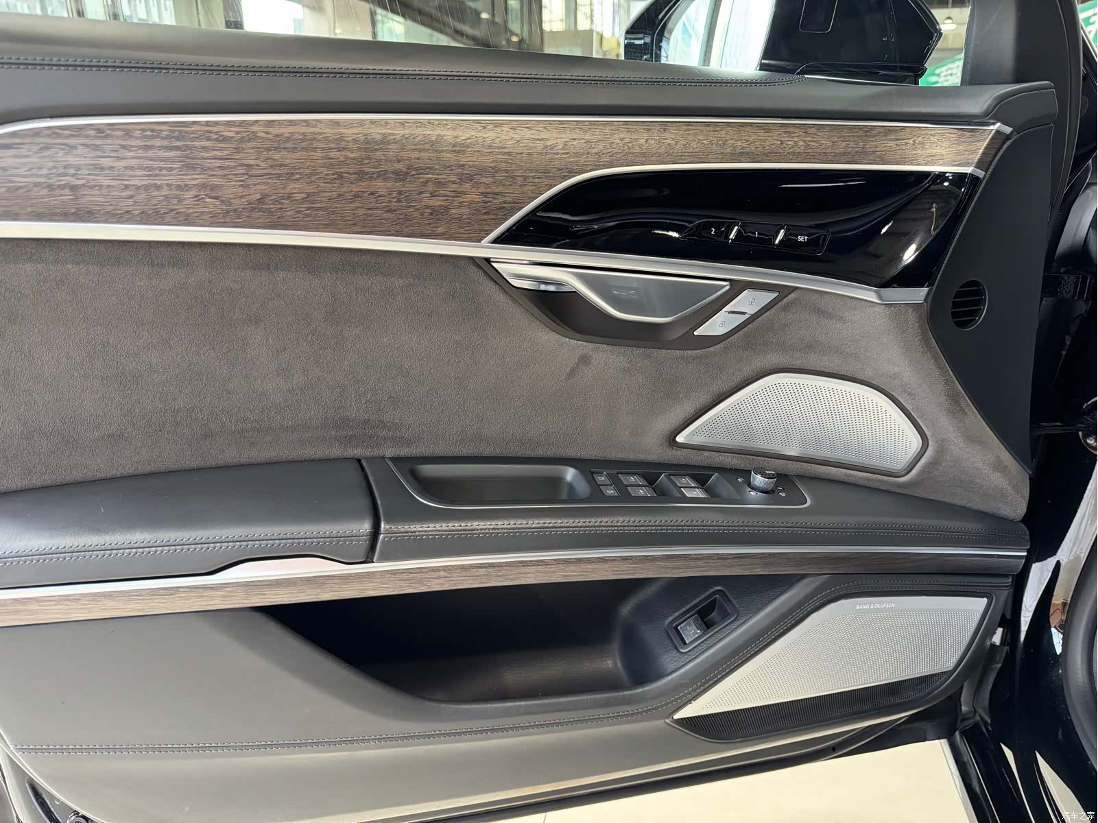 Audi A8L, 2021 14