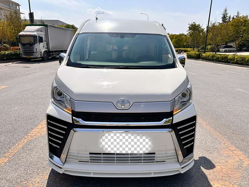 Toyota HIACE Toyota HIACE