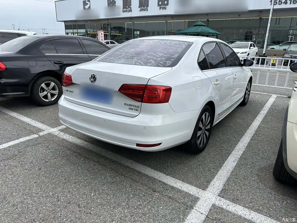 Volkswagen Sagitar, 2017 7