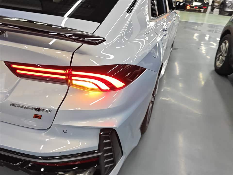 Trumpchi Shadow Leopard
