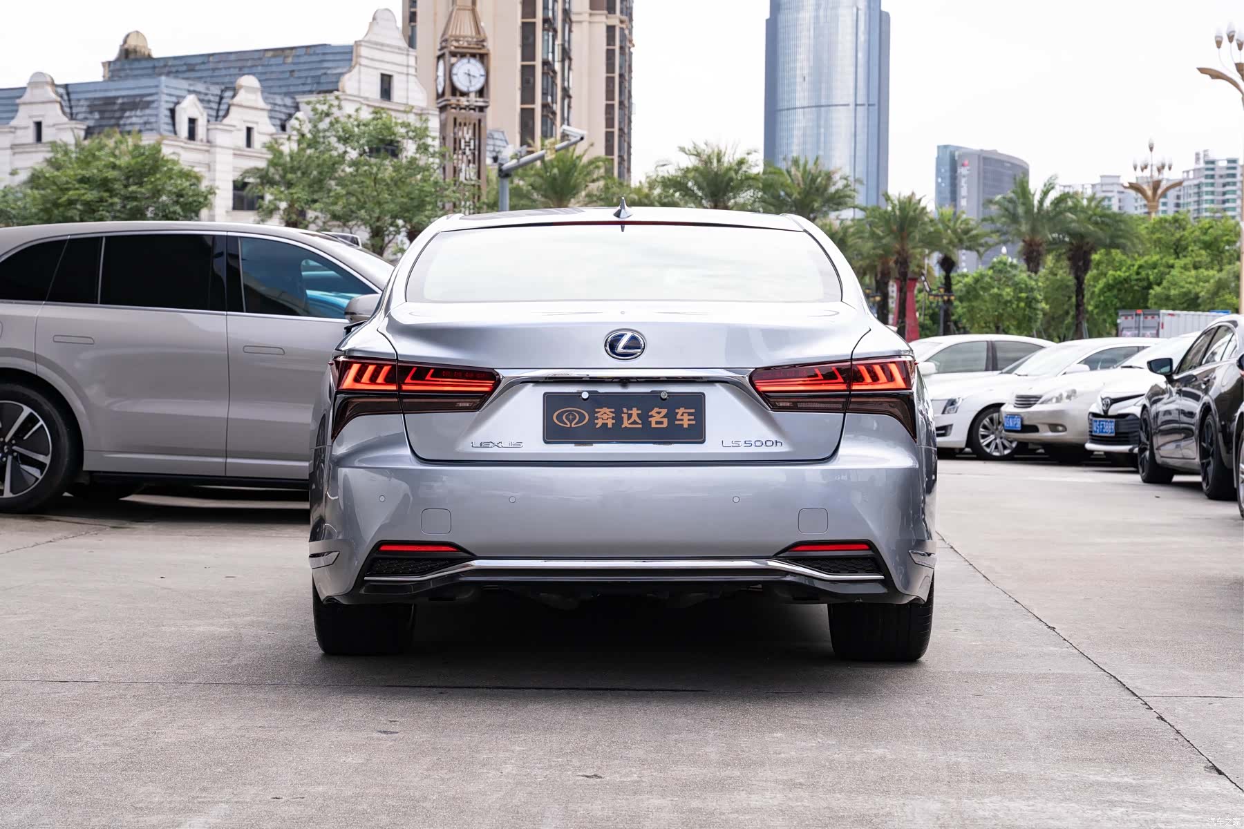 Lexus LS, 2021 все фото