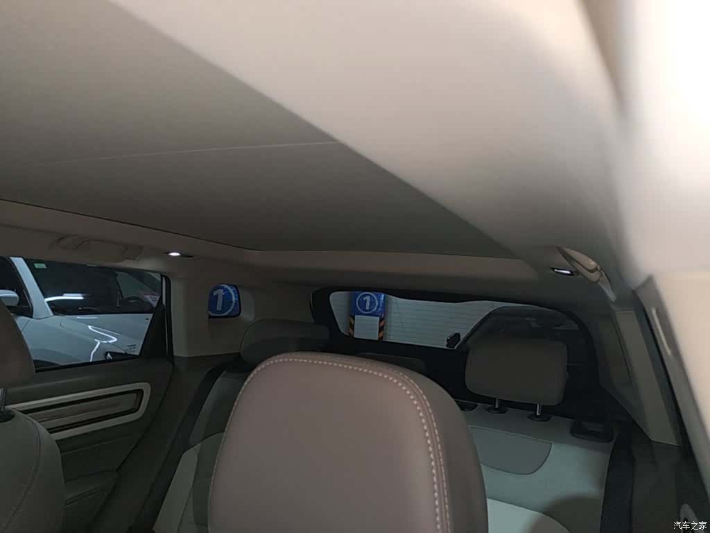 Geely Icon, 2025 18