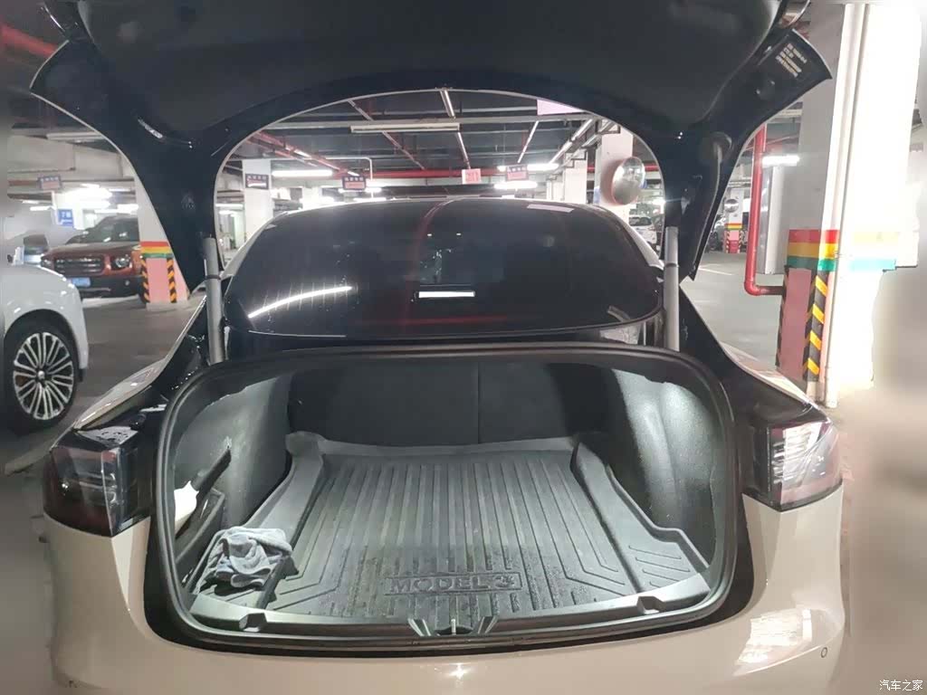 Tesla Model 3, 2020 10
