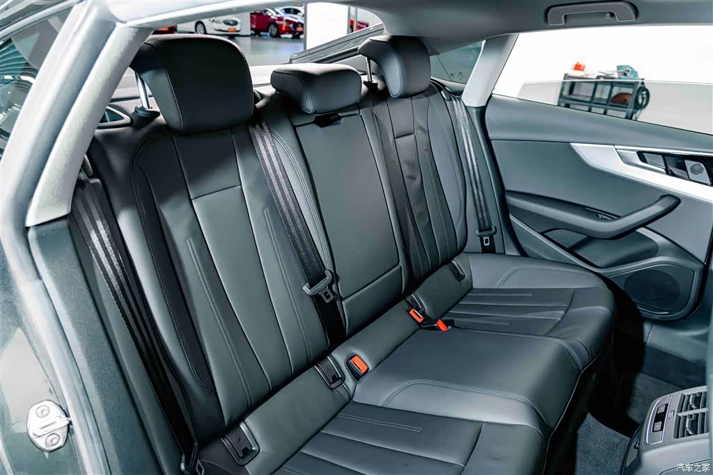 Audi A5, 2023 21
