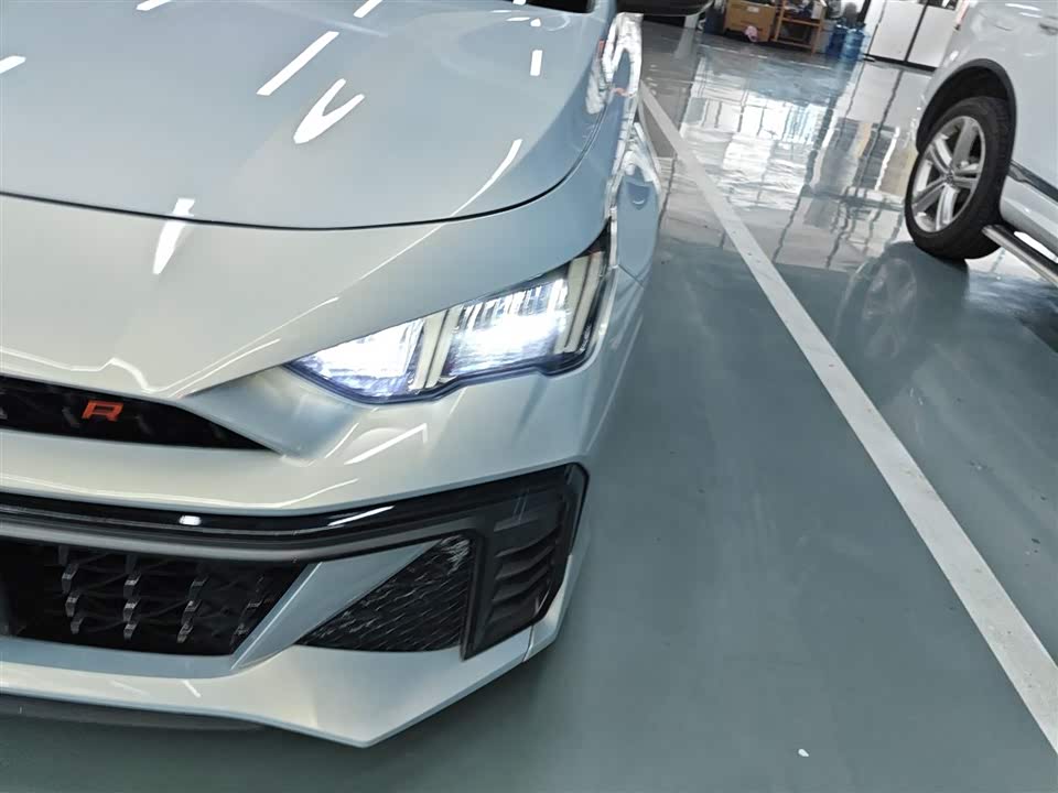 Trumpchi Shadow Leopard