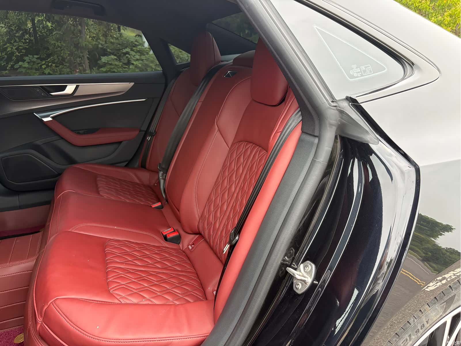 Audi A7L, 2025 10