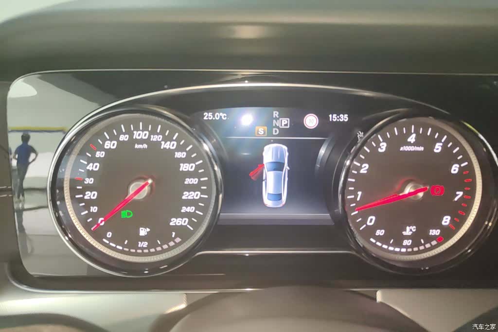 Mercedes-Benz E-Class, 2018 14