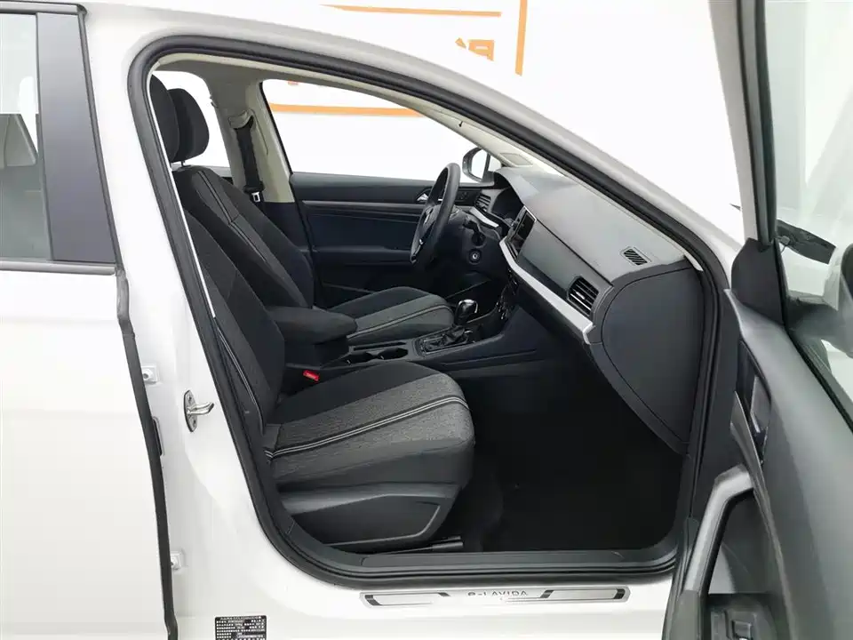 Volkswagen Lavida Pure Electric