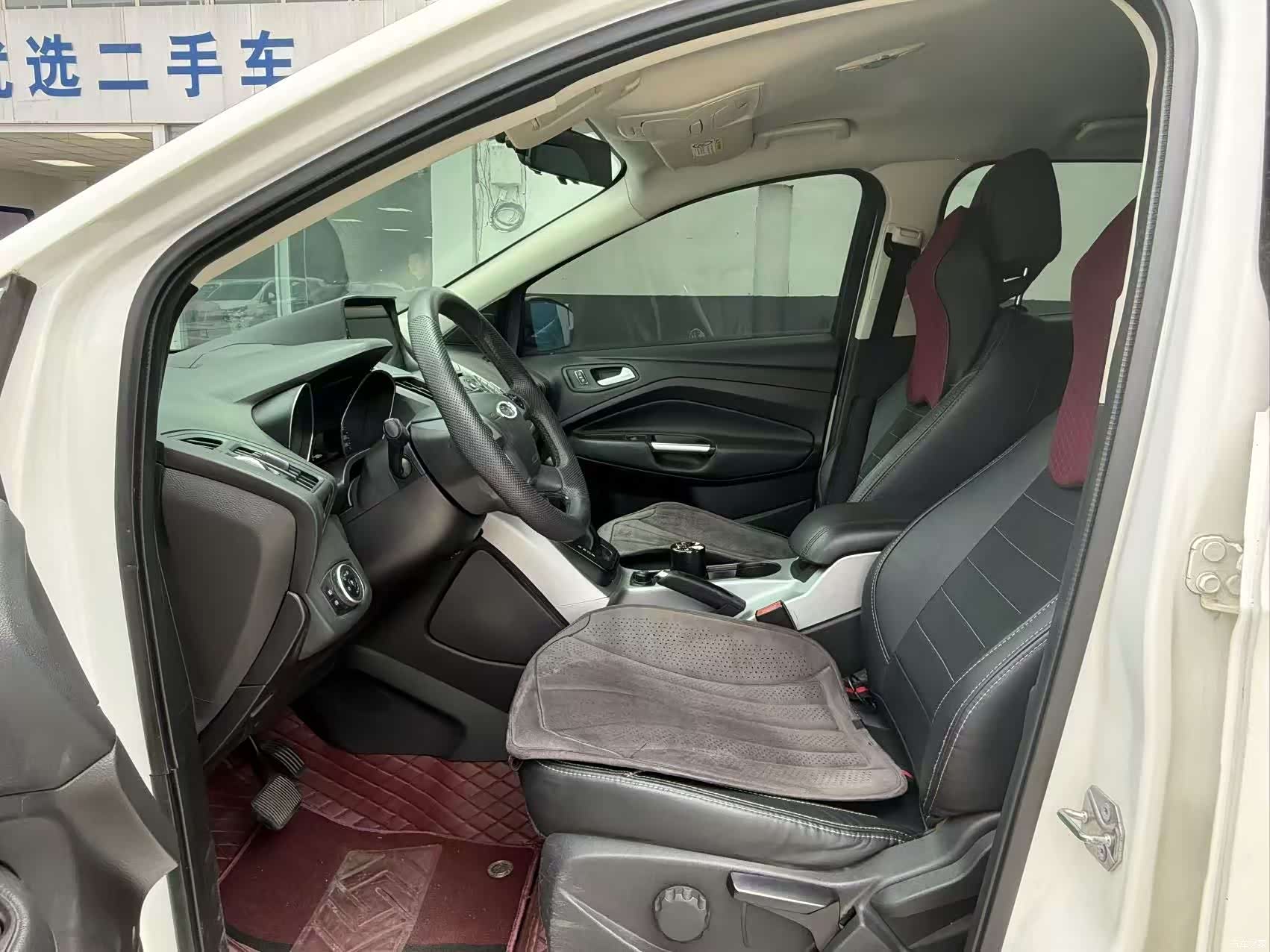 Ford Kuga, 2016 9