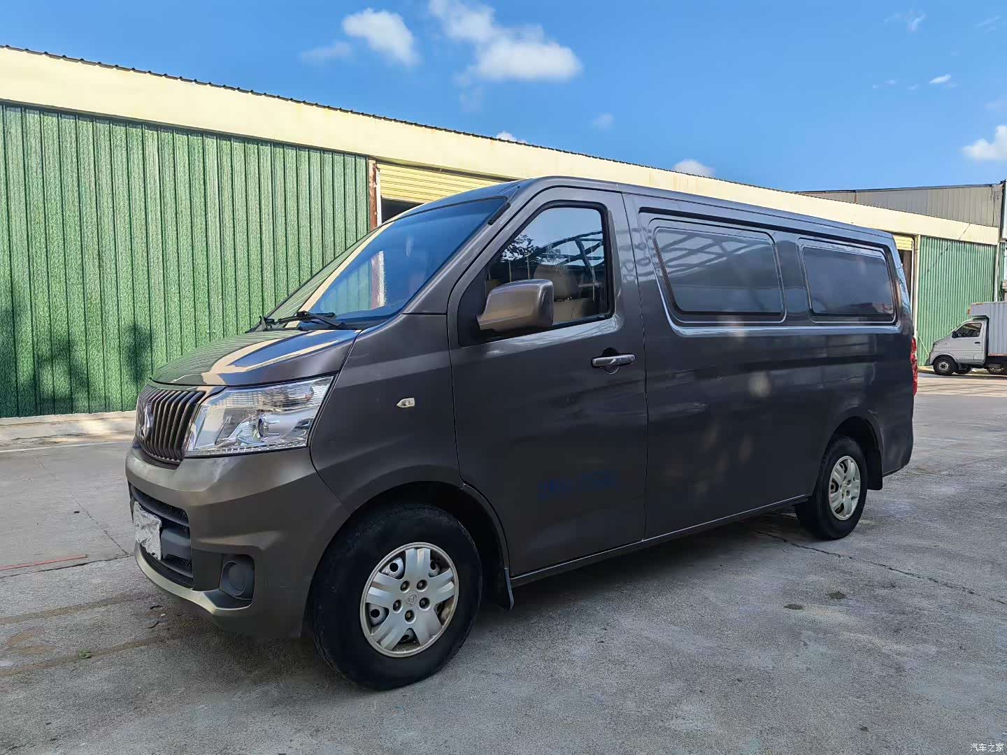 Changan M80, 2013 8