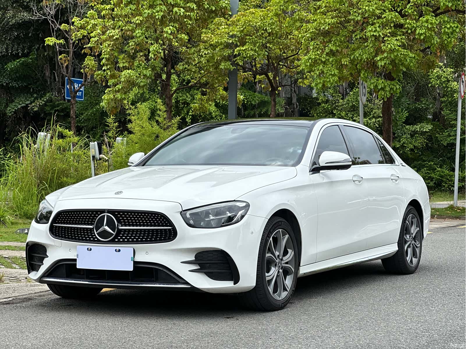 Mercedes-Benz E-Class, 2021 1