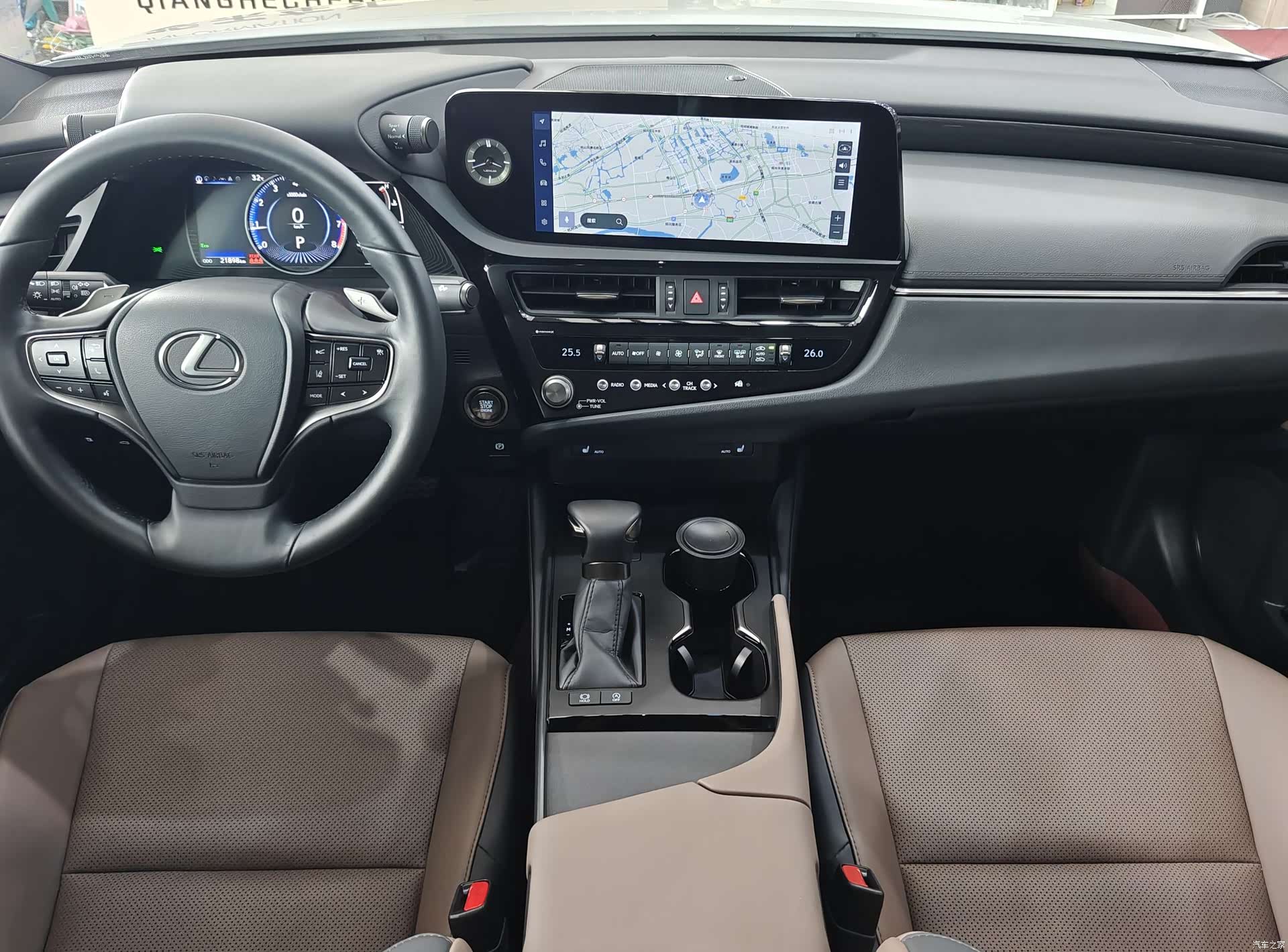 Lexus ES, 2024 12