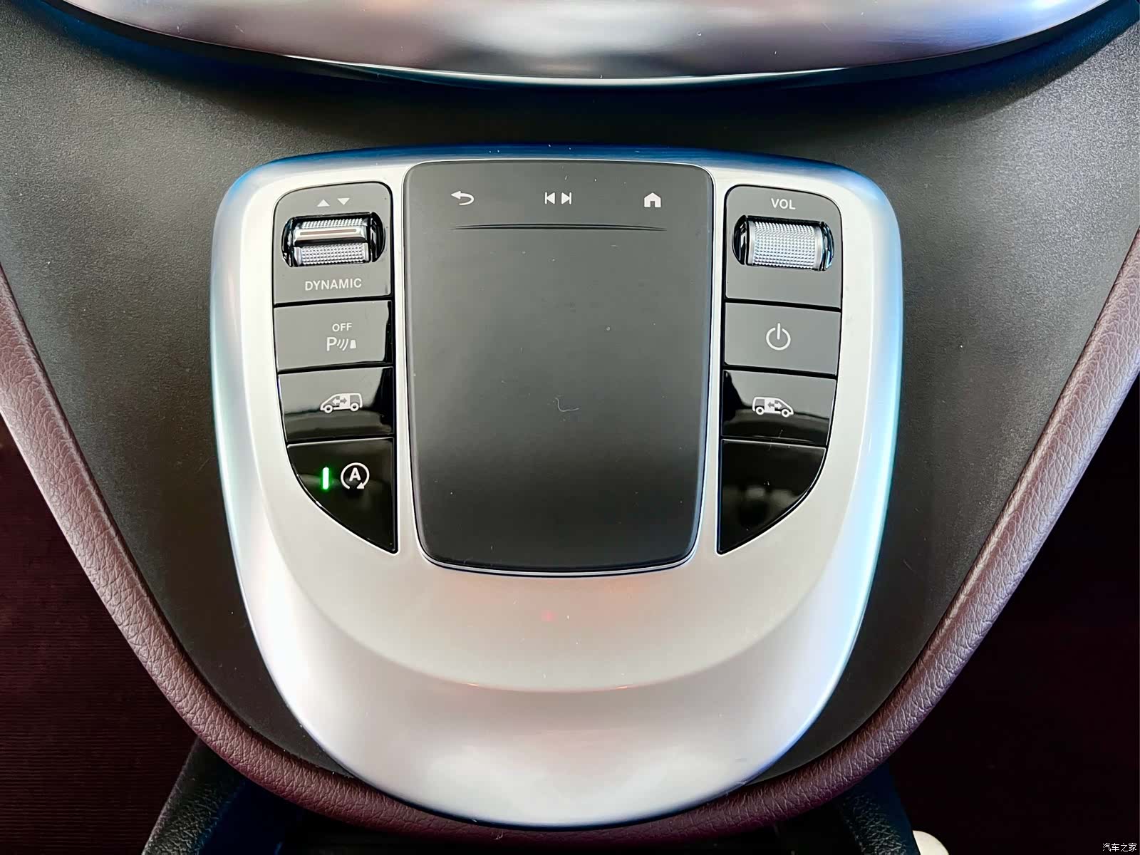 Mercedes-Benz V-Class, 2022 17