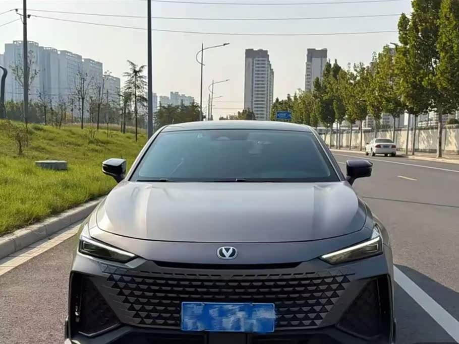 Changan UNI-V