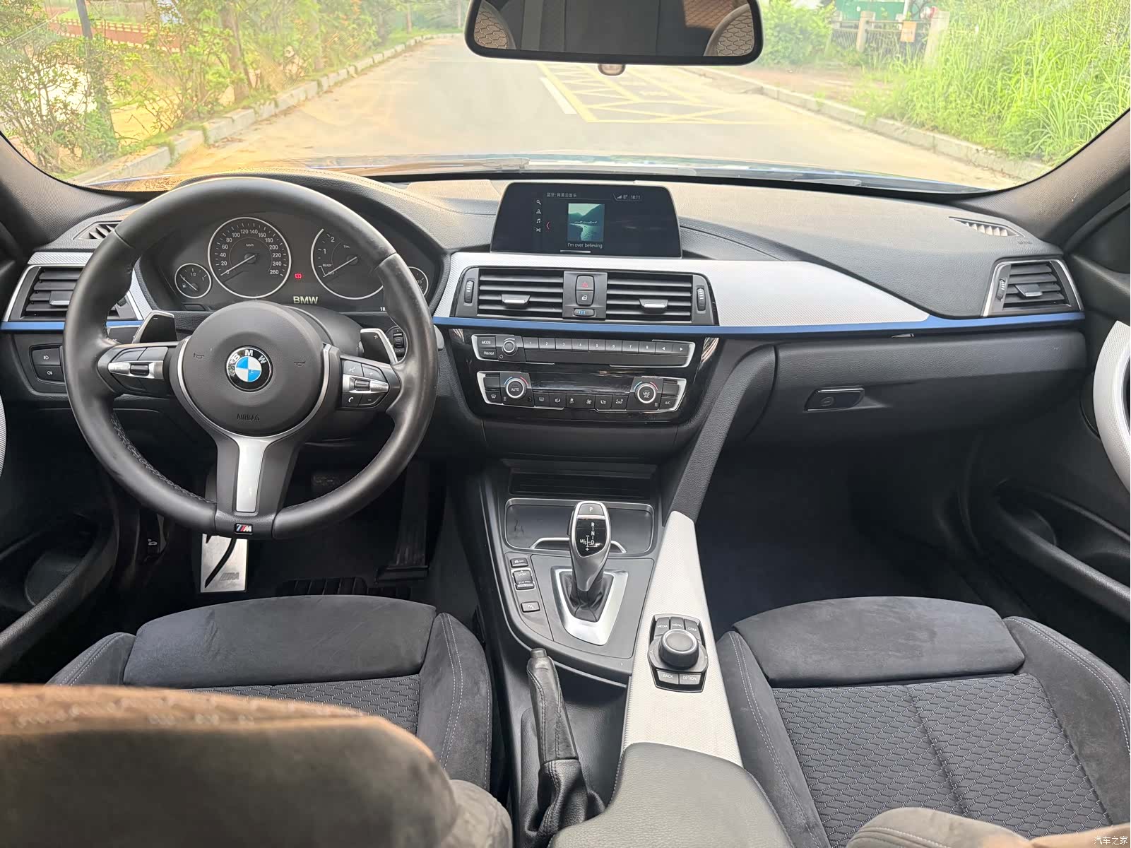 BMW 3 Series, 2018 все фото