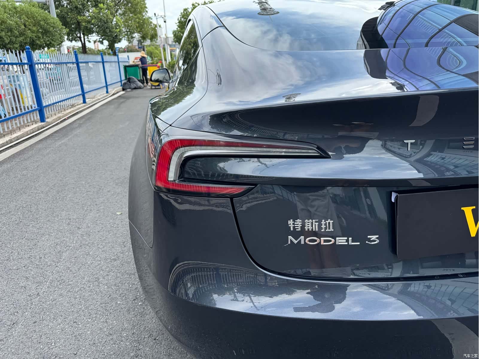 Tesla Model 3, 2024 17