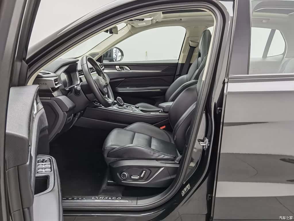 Lynk & Co 01, 2021 10