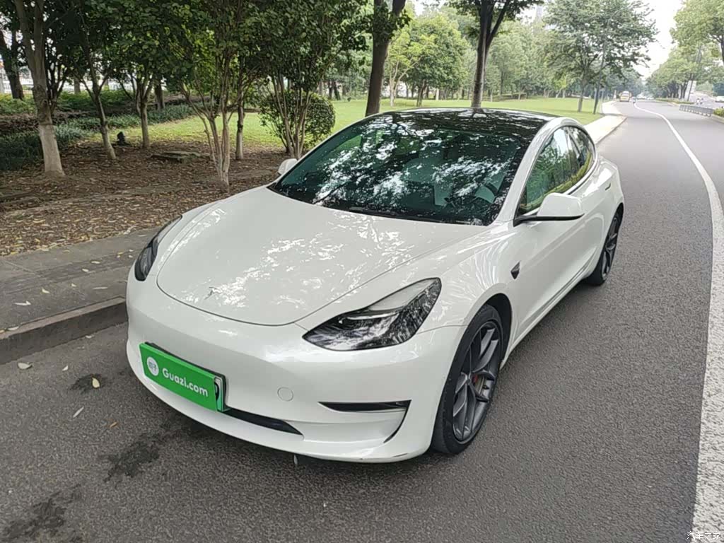 Tesla Model 3, 2021 1