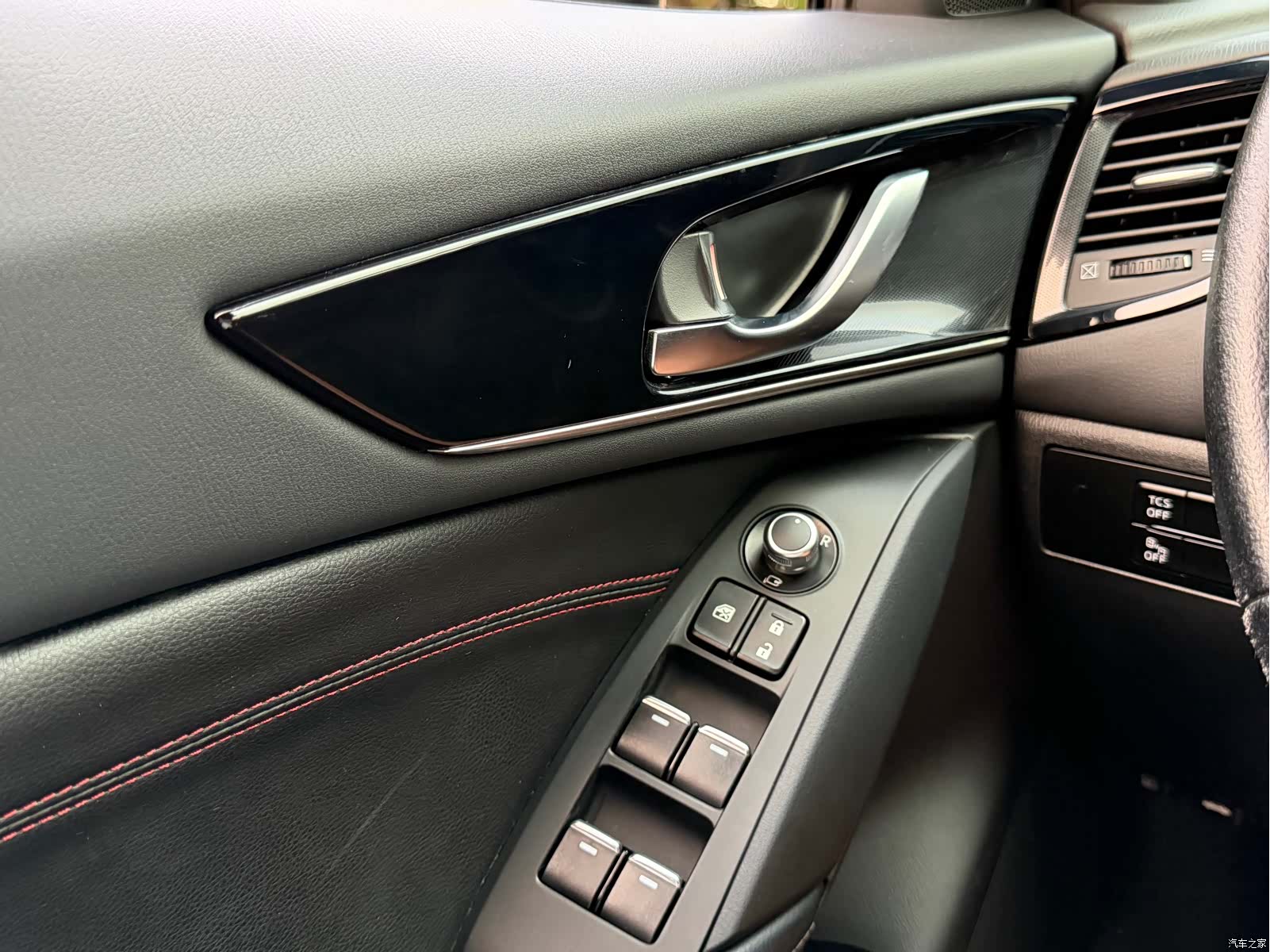 Mazda CX-4, 2022 11