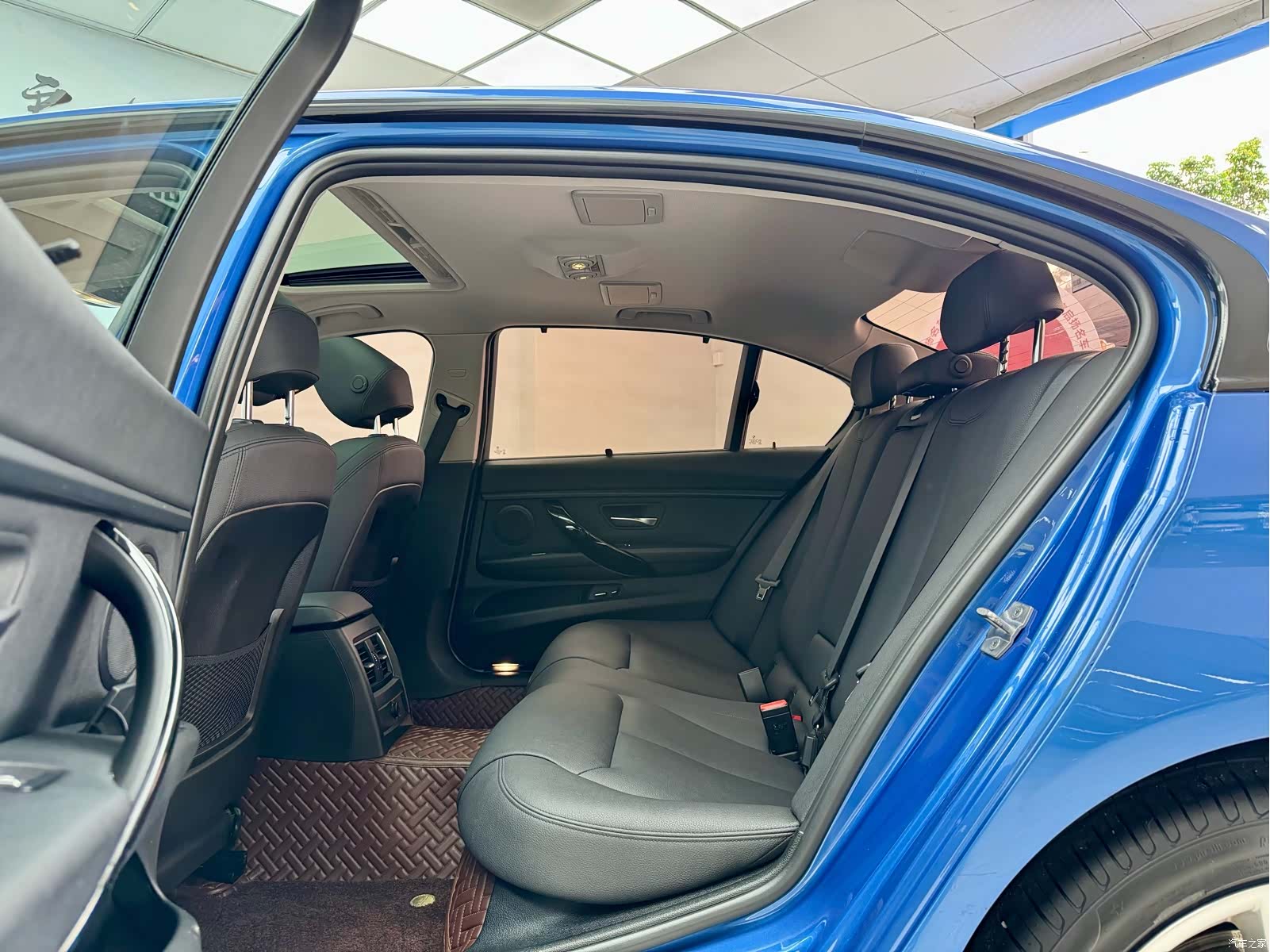 BMW 3 Series, 2018 8