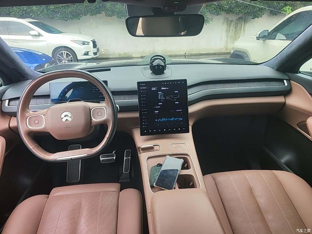NIO ES8, 2023 10